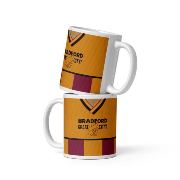 Bradford City 1987-88 Home Shirt Mug - Image 4